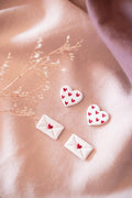 Brincos Valentine • Modelo Mini Corações