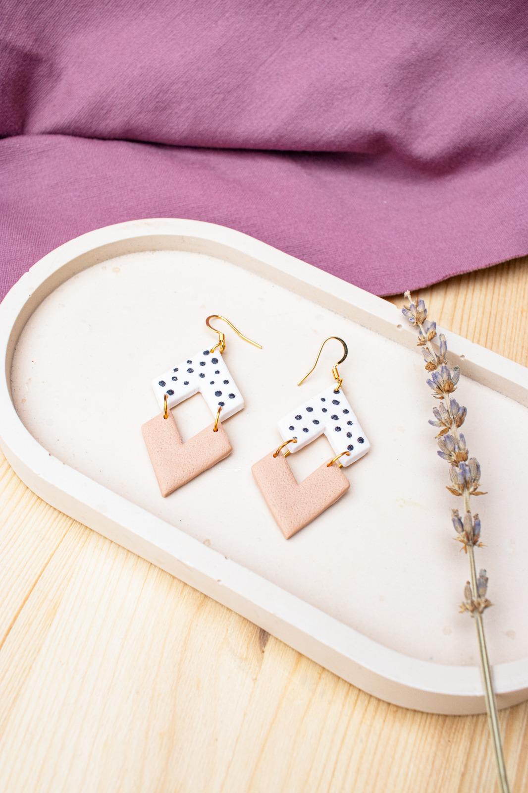 Brincos Dots • Modelo Duo Triângulo