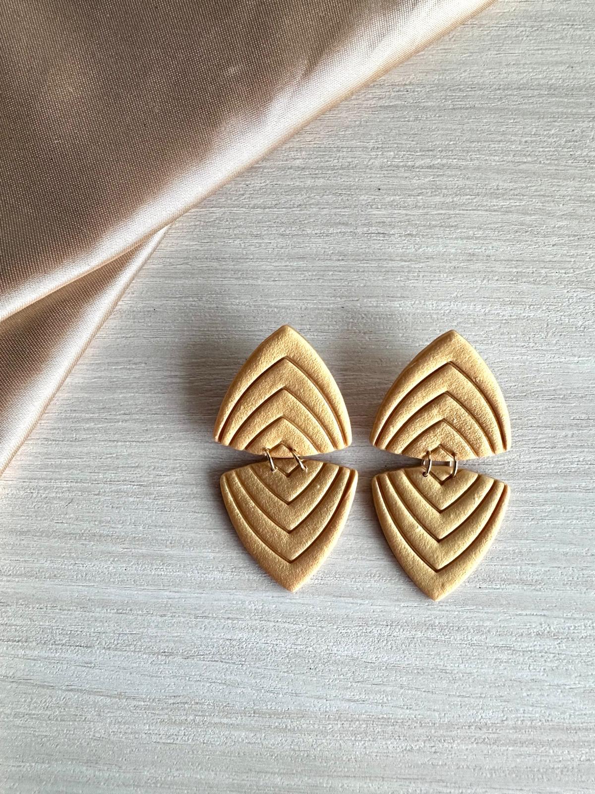 Brincos Holly • Modelo Geométrico