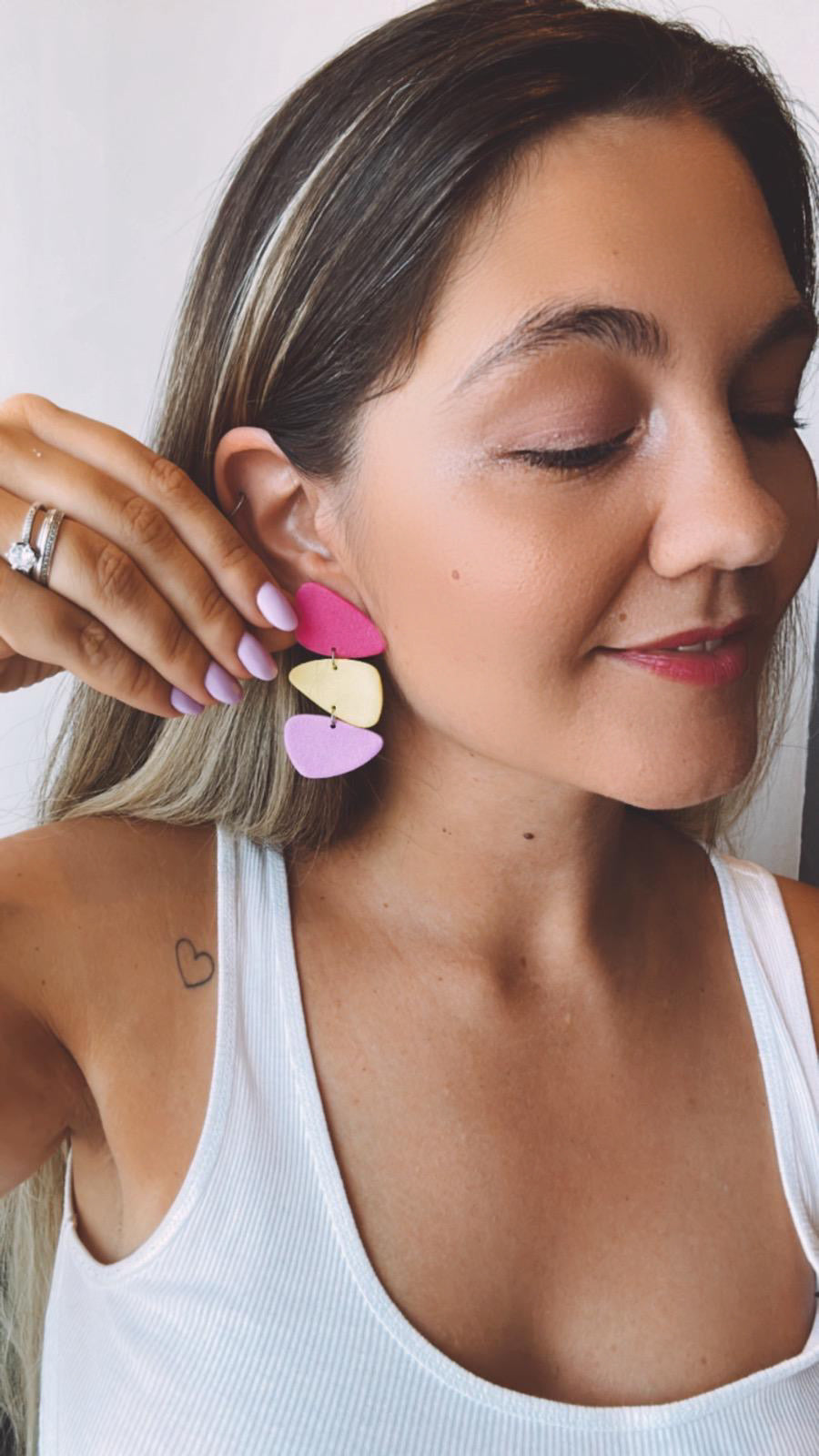 Pretty in Pink • Modelo Triângulo